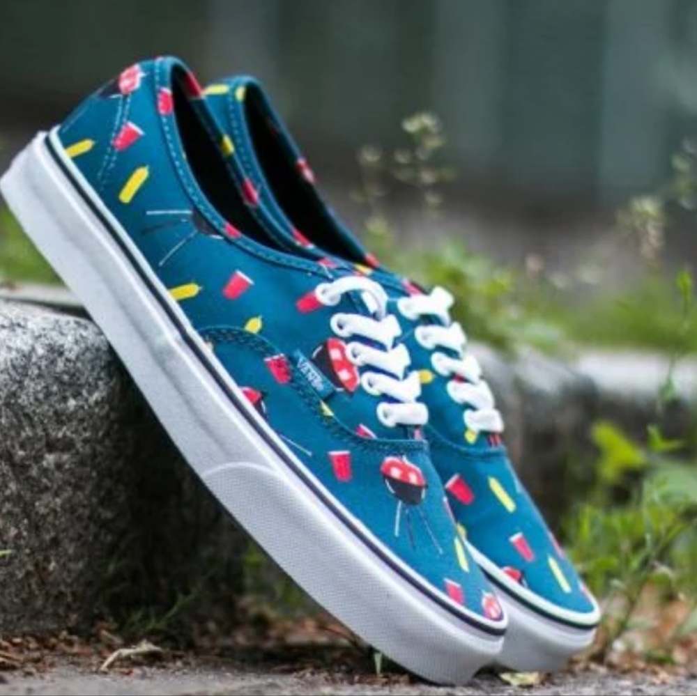 Vans Barbecue Themed Sneakers | Mens 9 Womens 10.5 no longer available, out of s - Picture 3 of 5